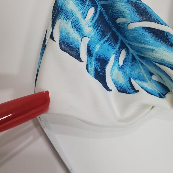 PILYQ Womens Wailea Kai Twist Halter Top Small Palm Leaf Stretchy Beach Coastal - Picture 4 of 10